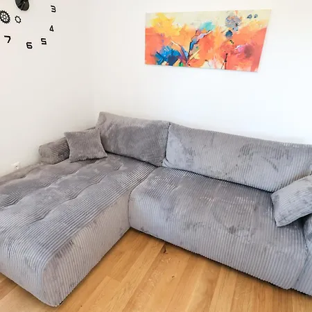 Appartement Modern 2-bedroom Near Old Town With Free Parking *