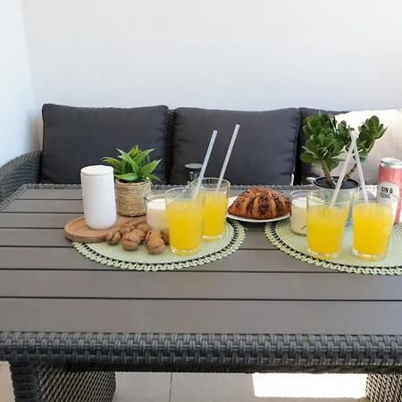 Modern 2-bedroom Near Old Town With Free Parking Zadar